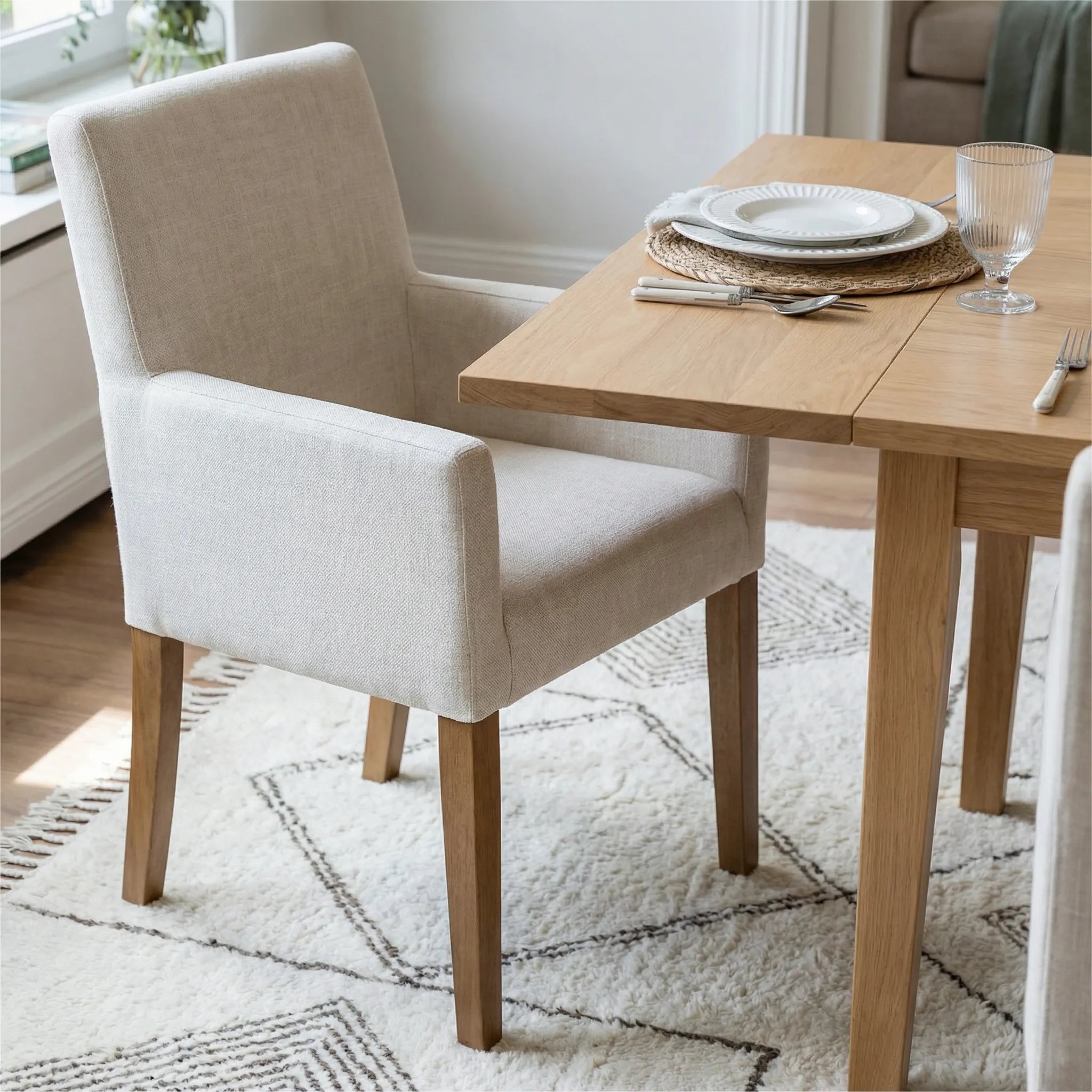 Chandler & North Solid Wood Rectangular Extendable Dining Table Set for 8 (9-Piece)