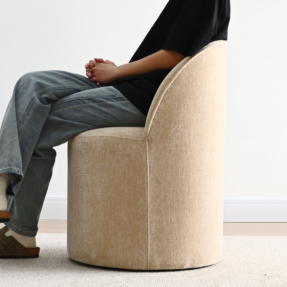 Doris Modern Swivel Small Barrel Chair (Set of 2)