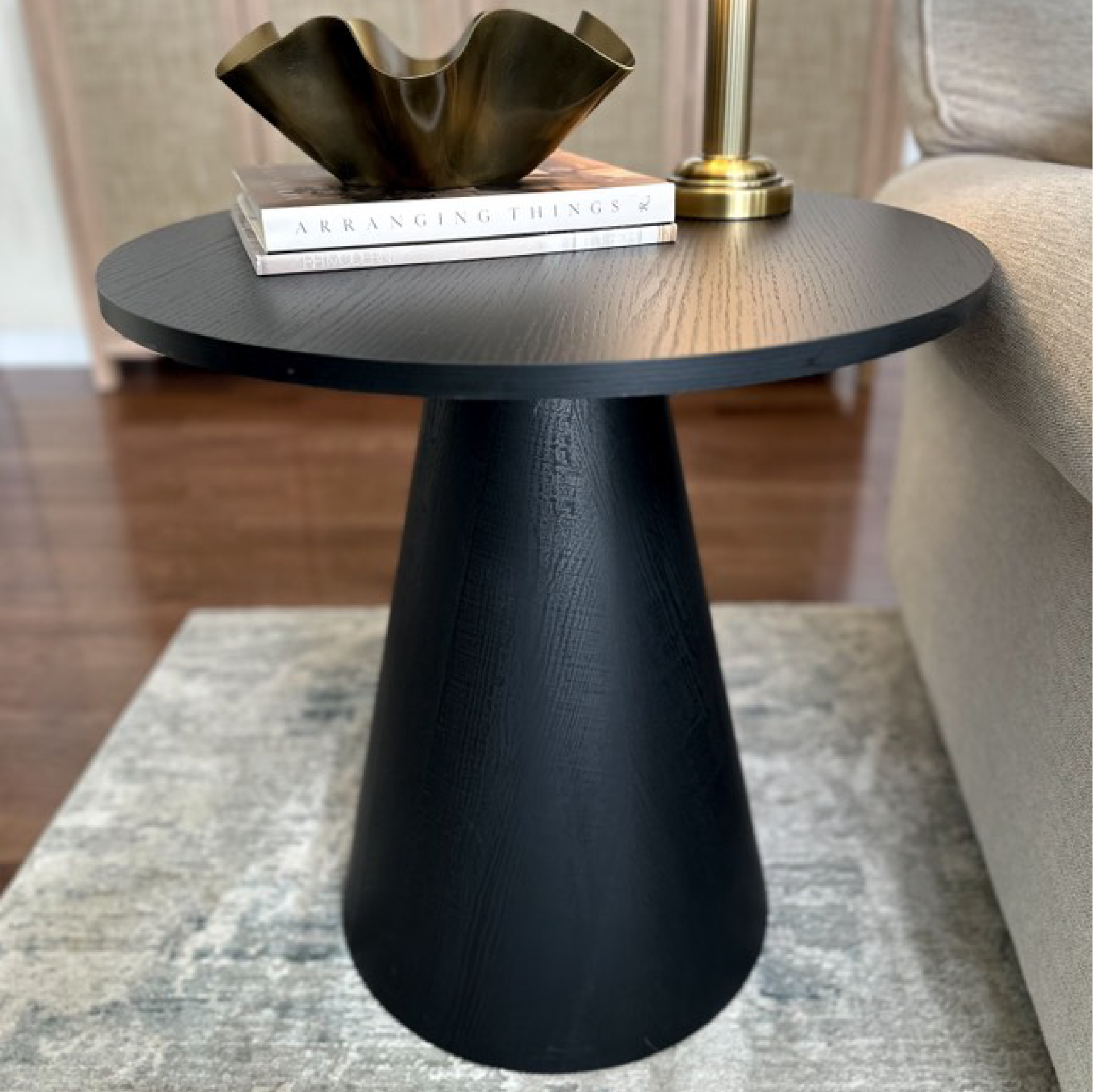 Dwen 24" Modern Black Round Side Table