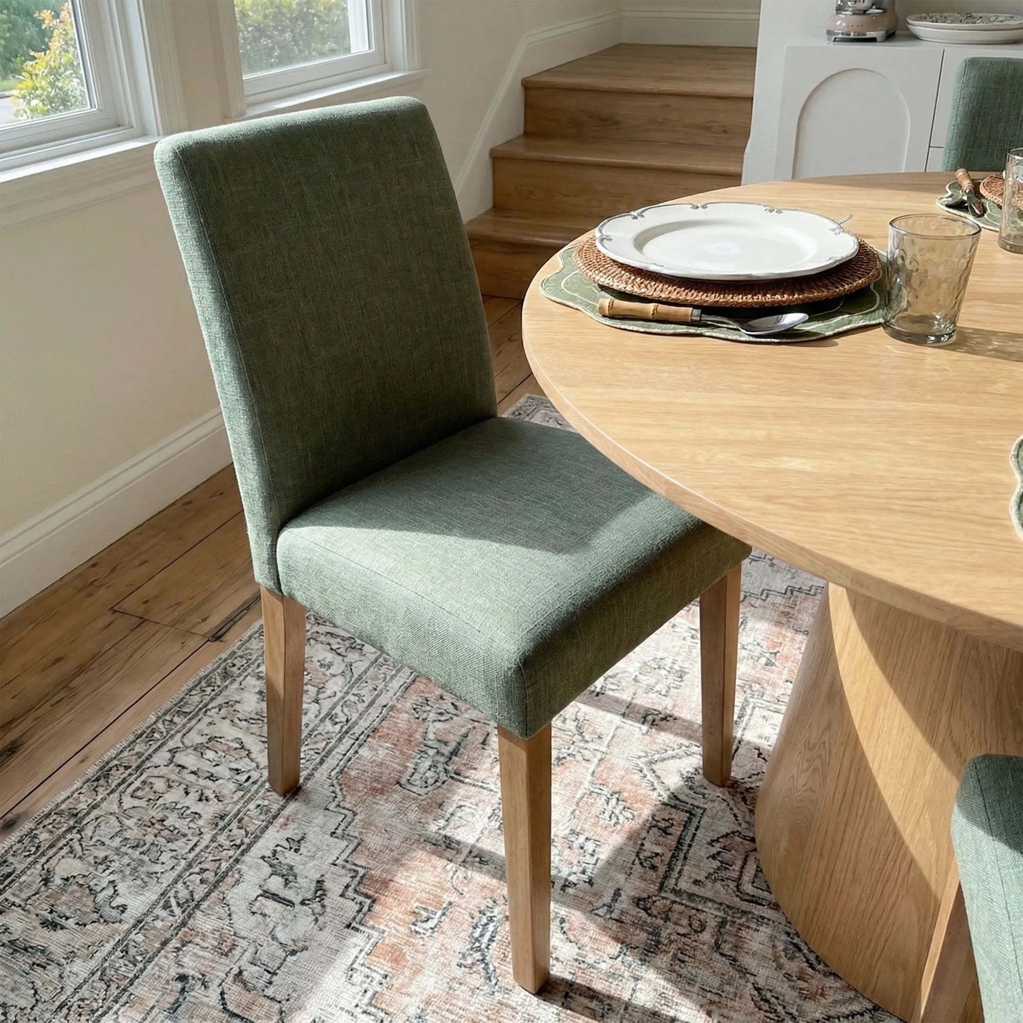 Dwen & North 46" Modern Round Dining Table Set for 4 (5-Piece)