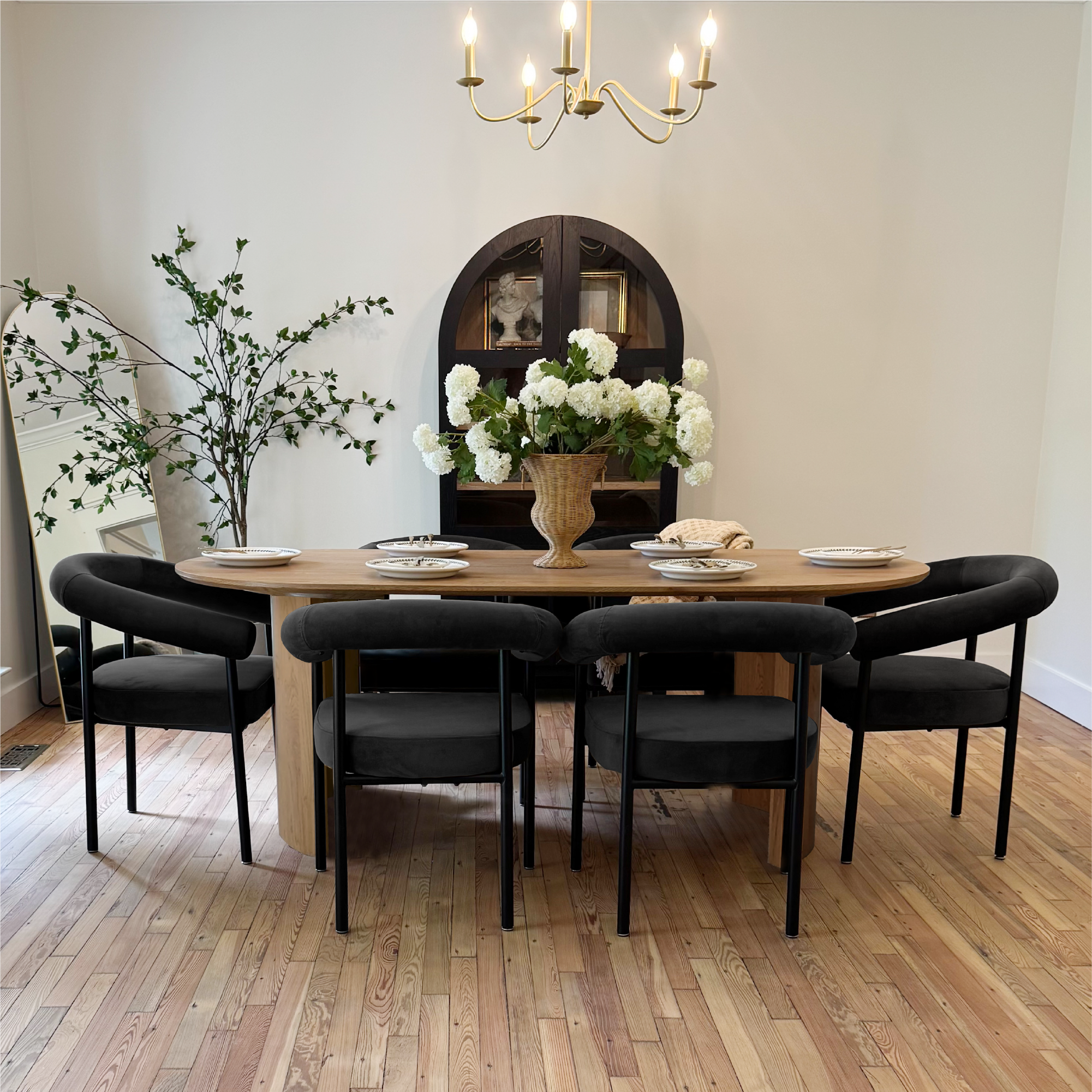 New York Modern Velvet Dining Chair (Set of 2)