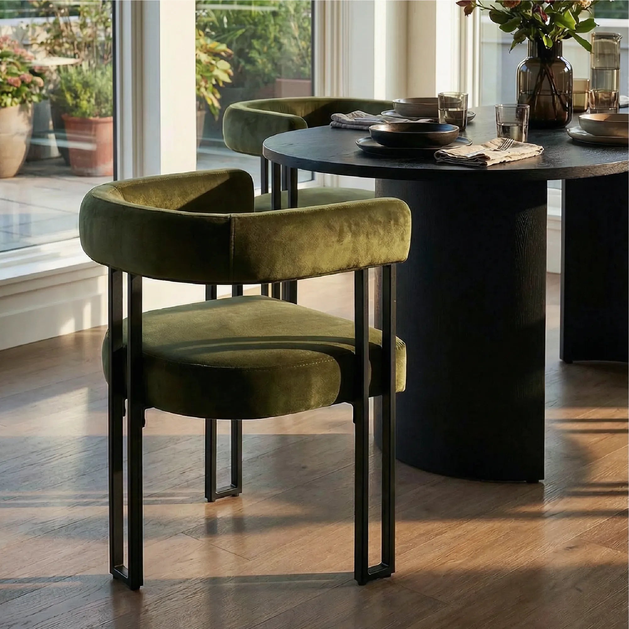 Dwen & Mia 79" Oval Dining Table Set for 6 (7-Piece)