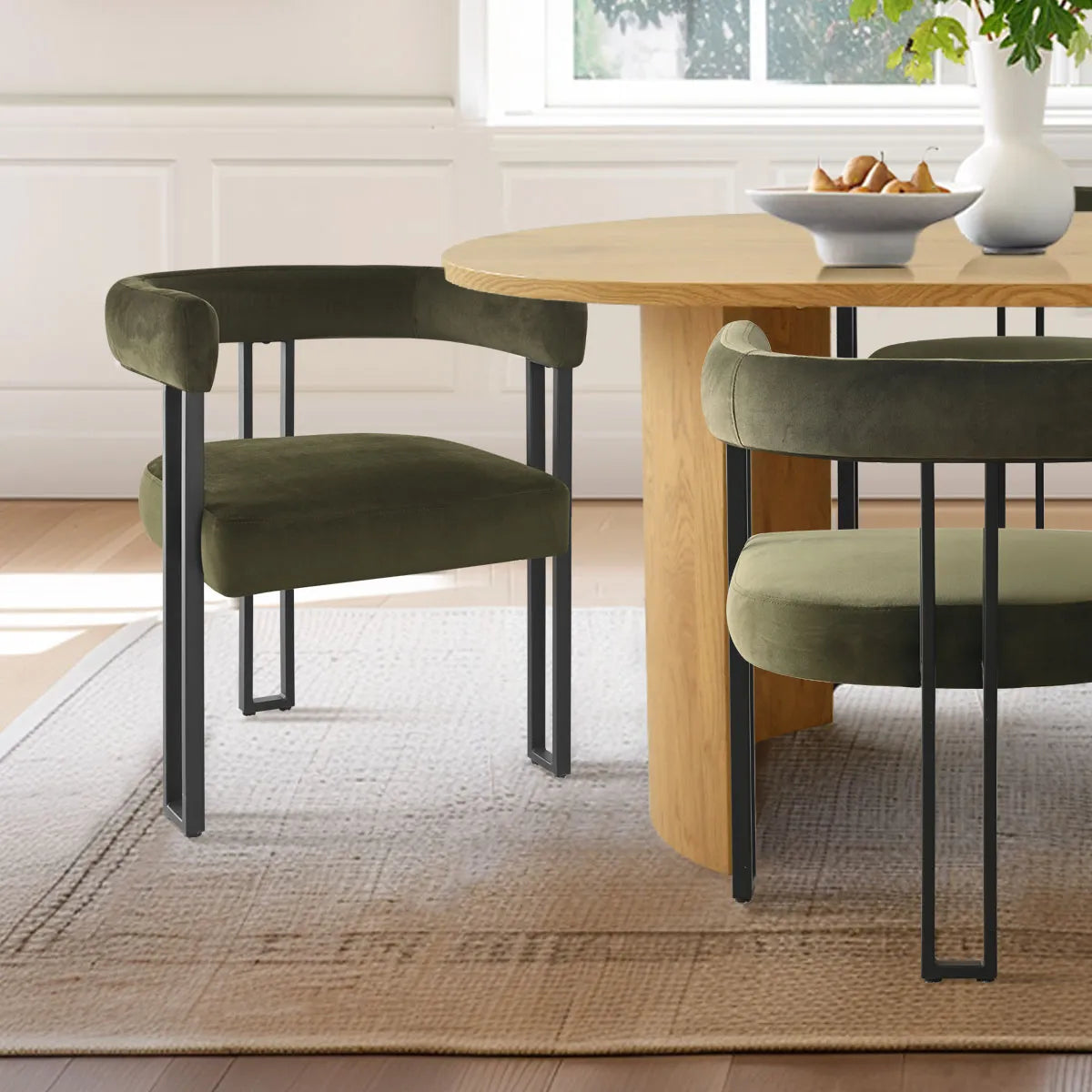 Dwen & Mia 79" Velvet Oval Dining Table Set for 6 (7-Piece)