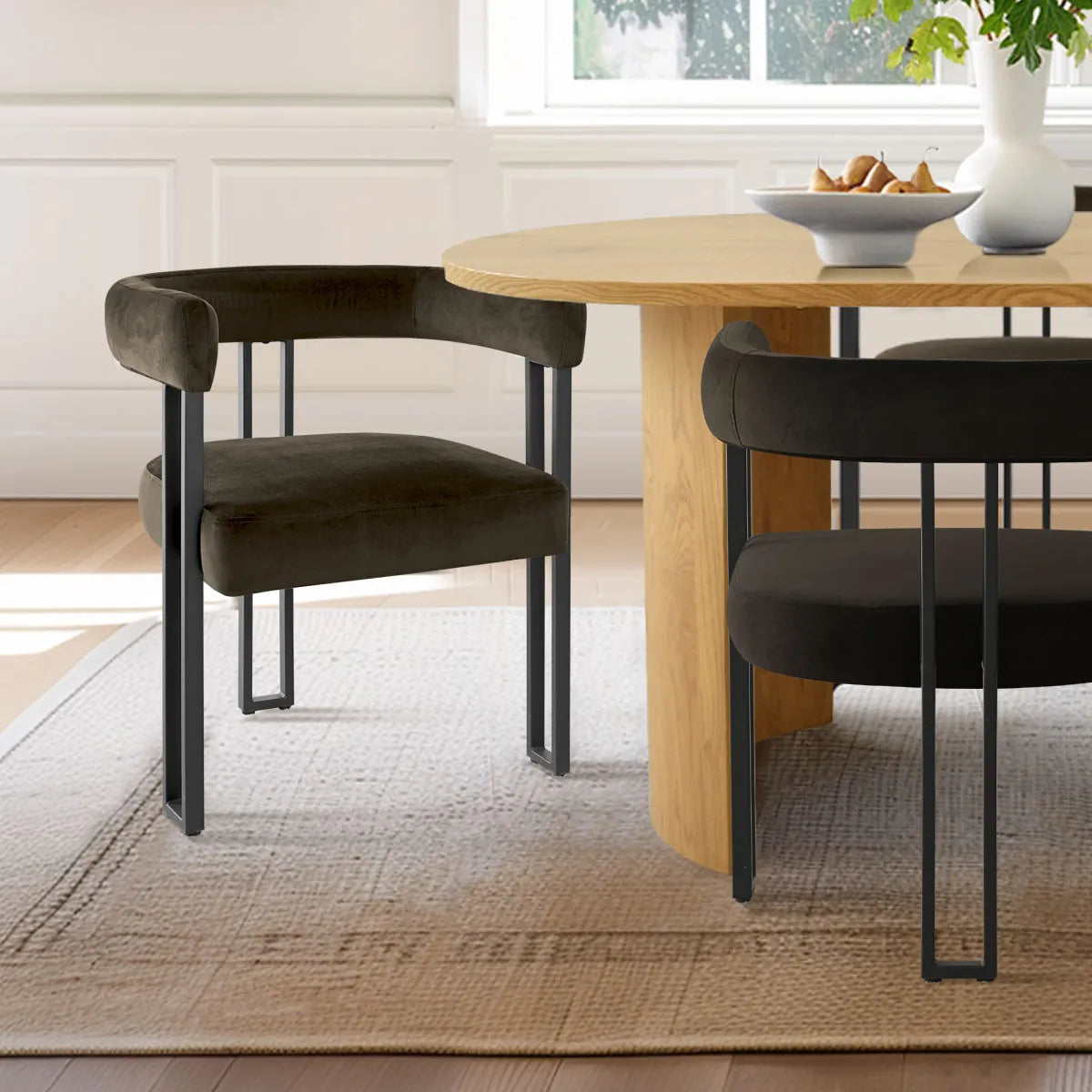 Dwen & Mia 79" Velvet Oval Dining Table Set for 6 (7-Piece)