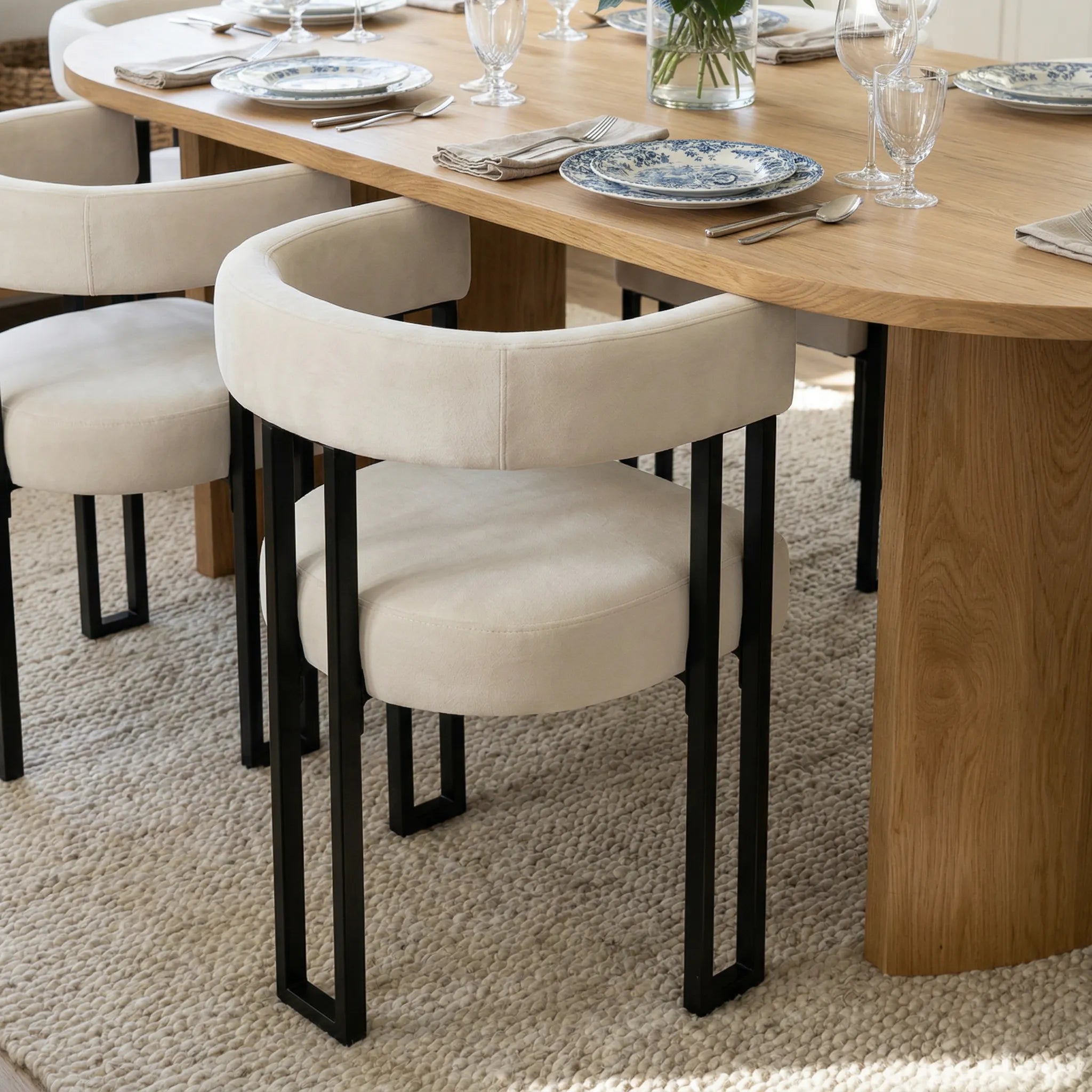 Dwen & Mia 79" Oval Dining Table Set for 6 (7-Piece)