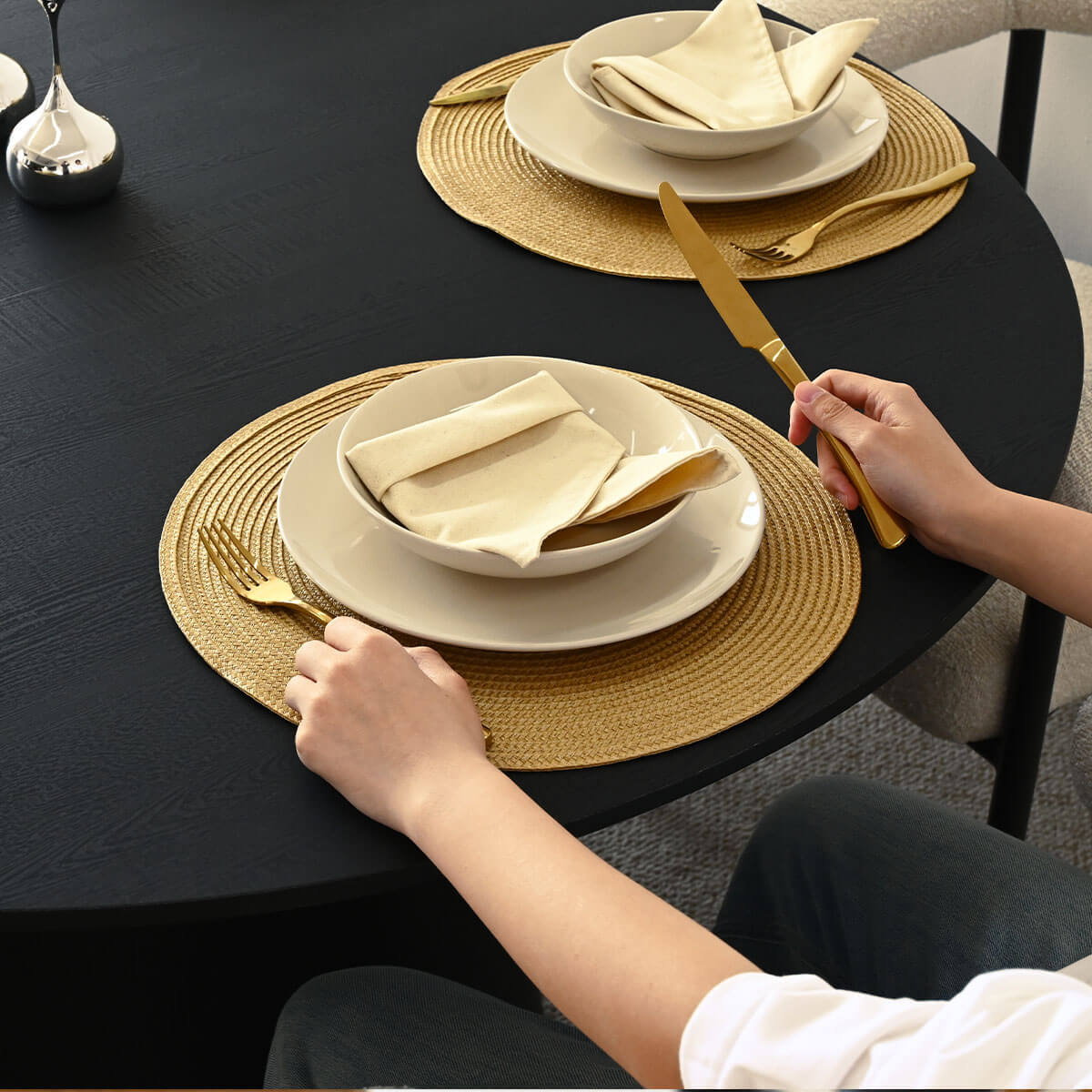 Dwen 47"-65"-83" Extendable Oval Dining Table – 3-in-1 Design