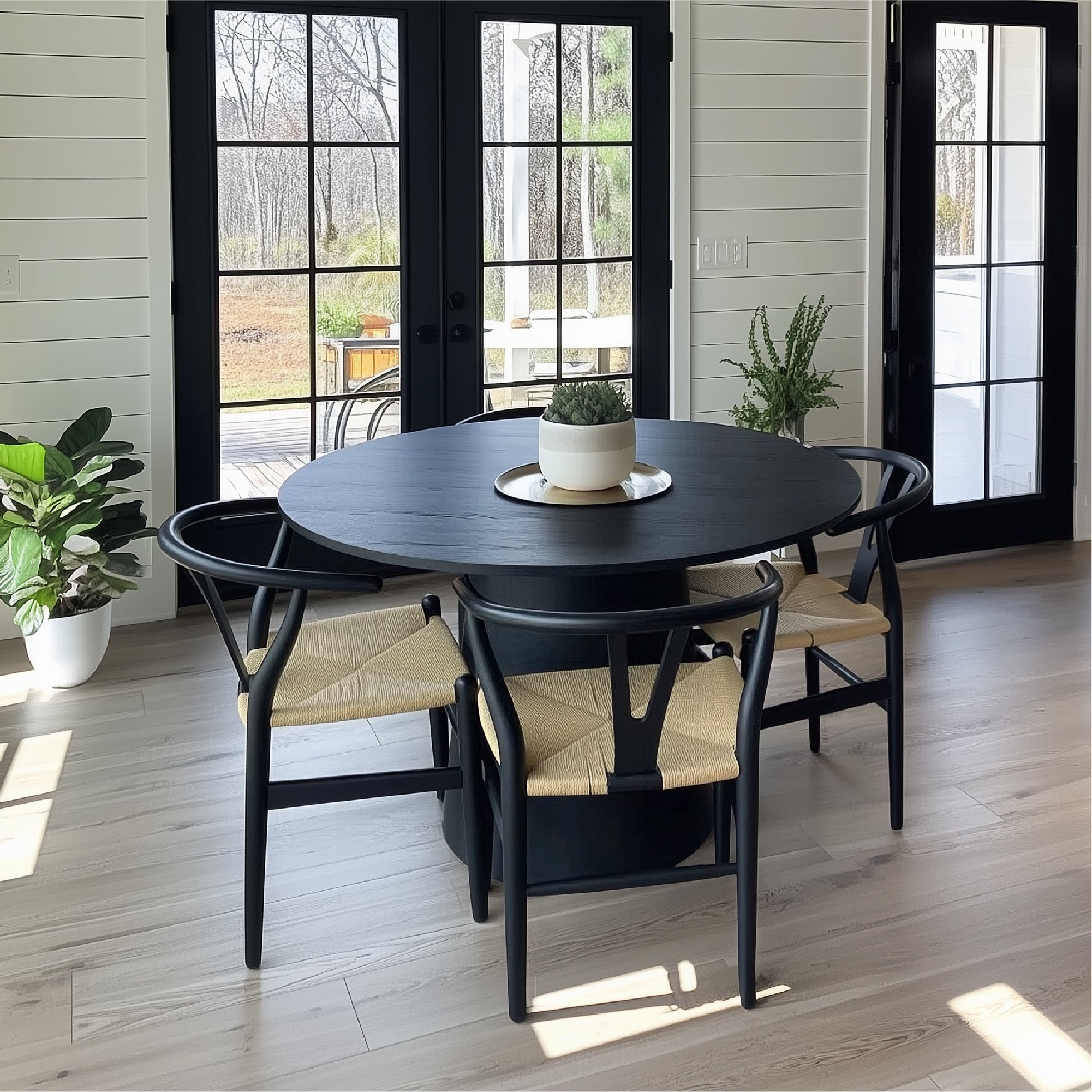 Dwen 46" Modern Round Pedestal Dining Table