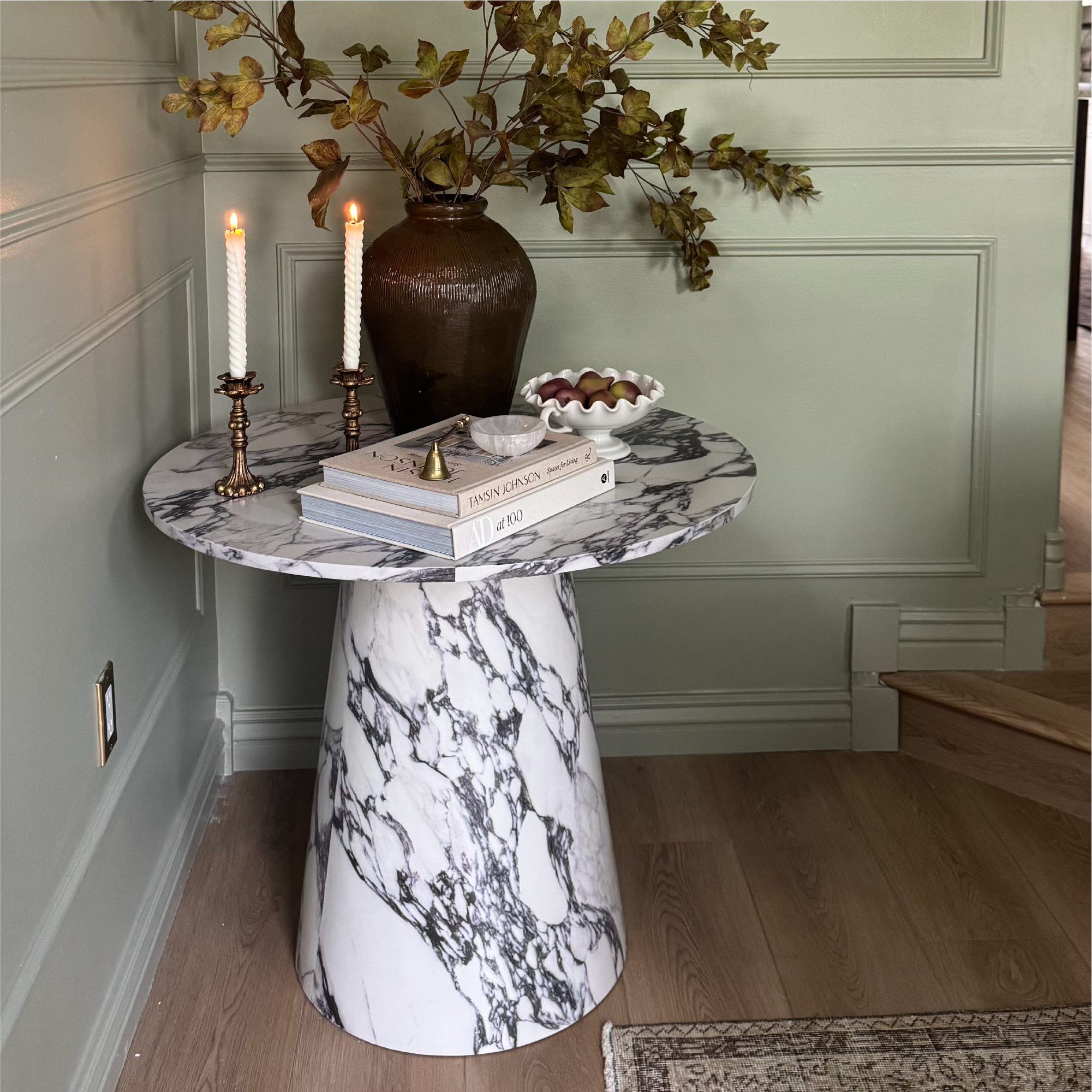 Dwen 35" Modern Faux Marble Round Pedestal Console Table