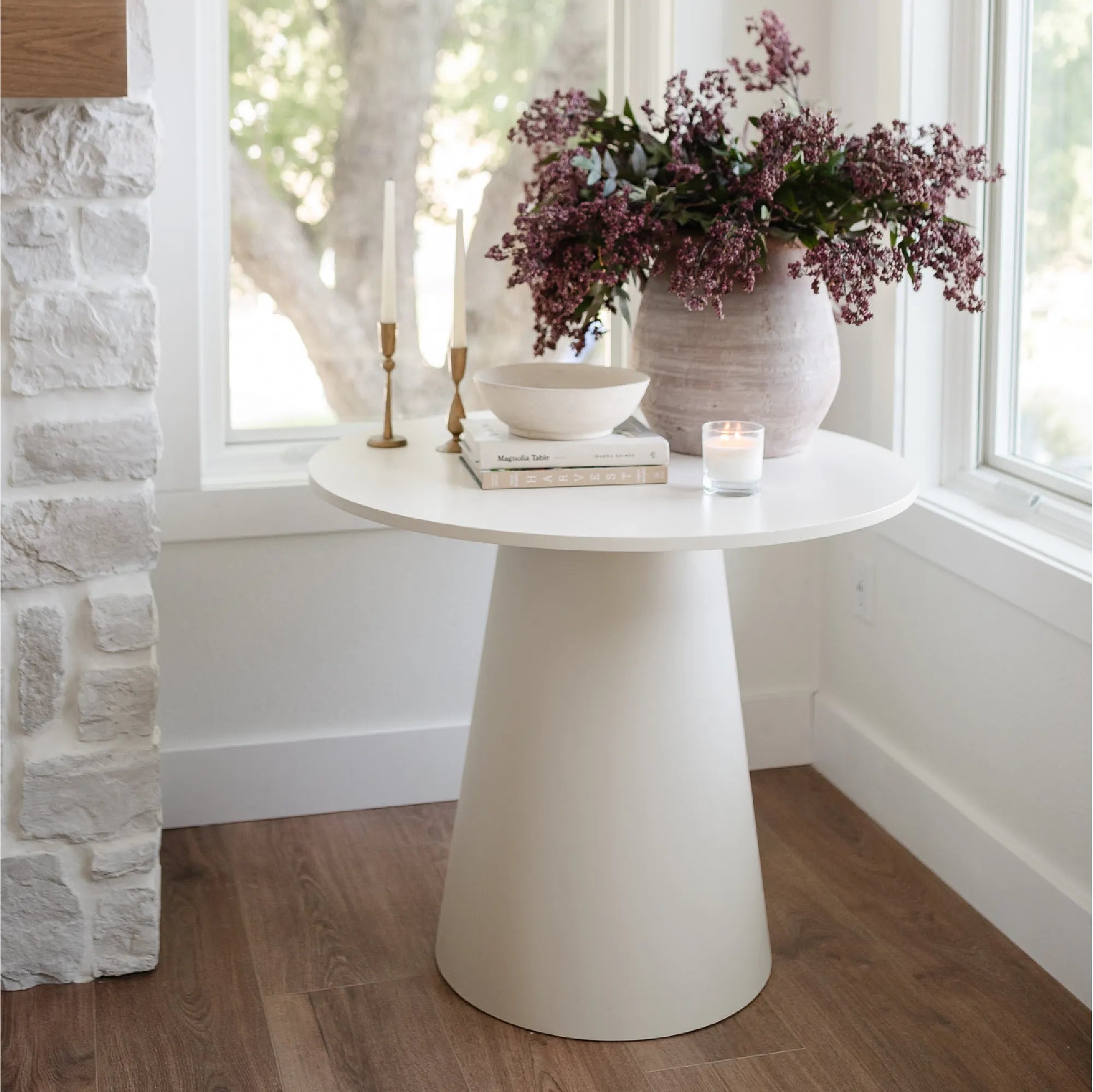 Dwen 35" Modern Round Pedestal Console Table
