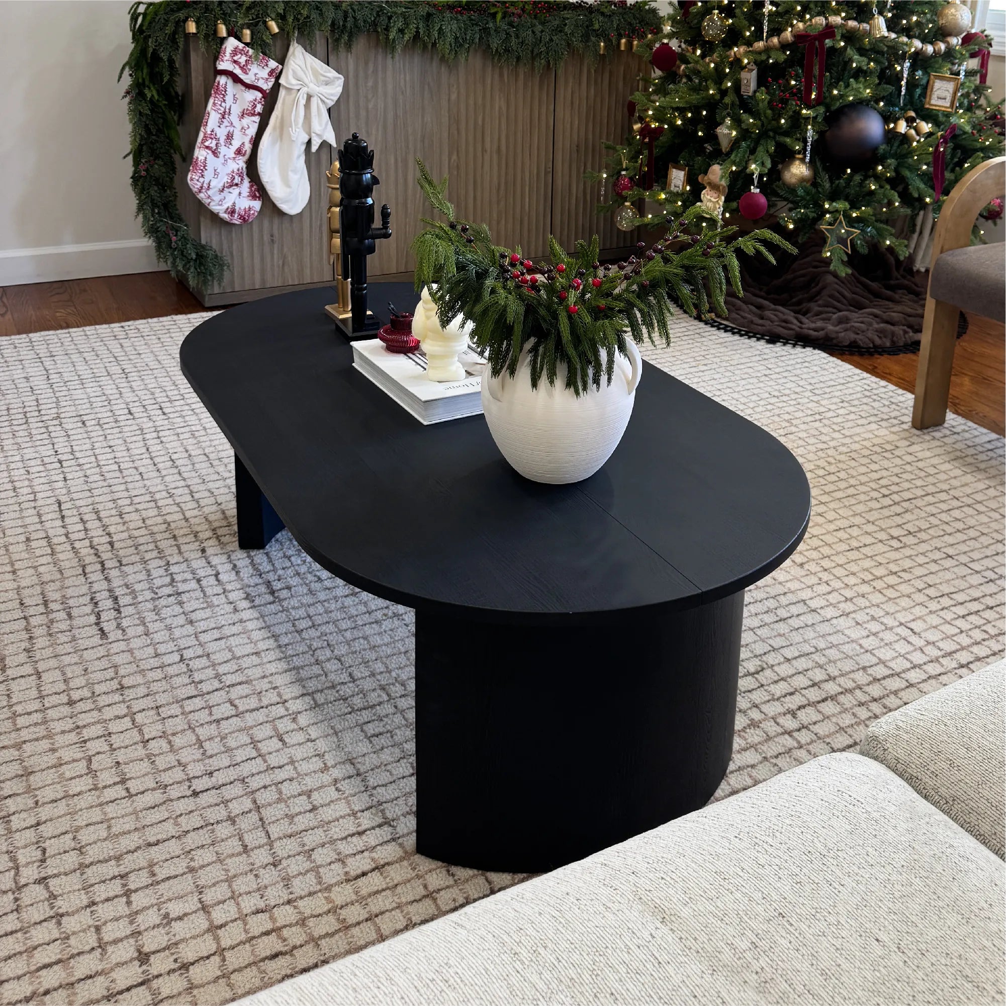 Dwen 51" Black Large Oval Coffee Table
