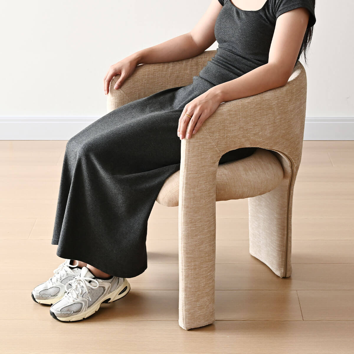 Khloe Modern Chenille Dining Chair with Arms (Set of 6)