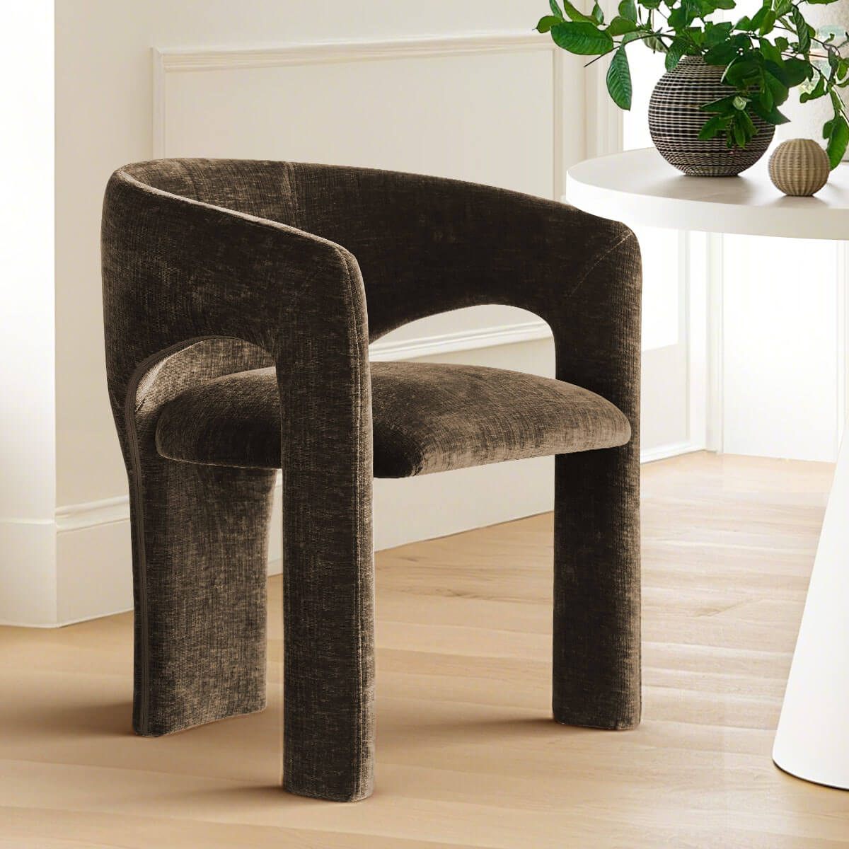Khloe Modern Chenille Dining Chair with Arms (Set of 2)