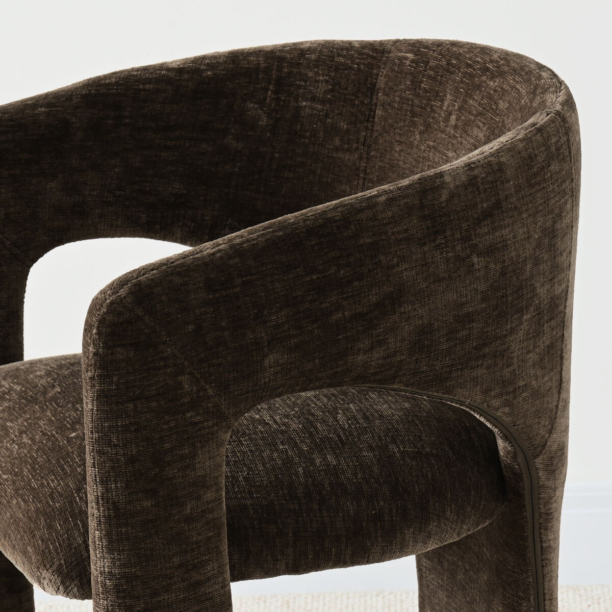 Khloe Modern Chenille Dining Chair with Arms (Set of 4)