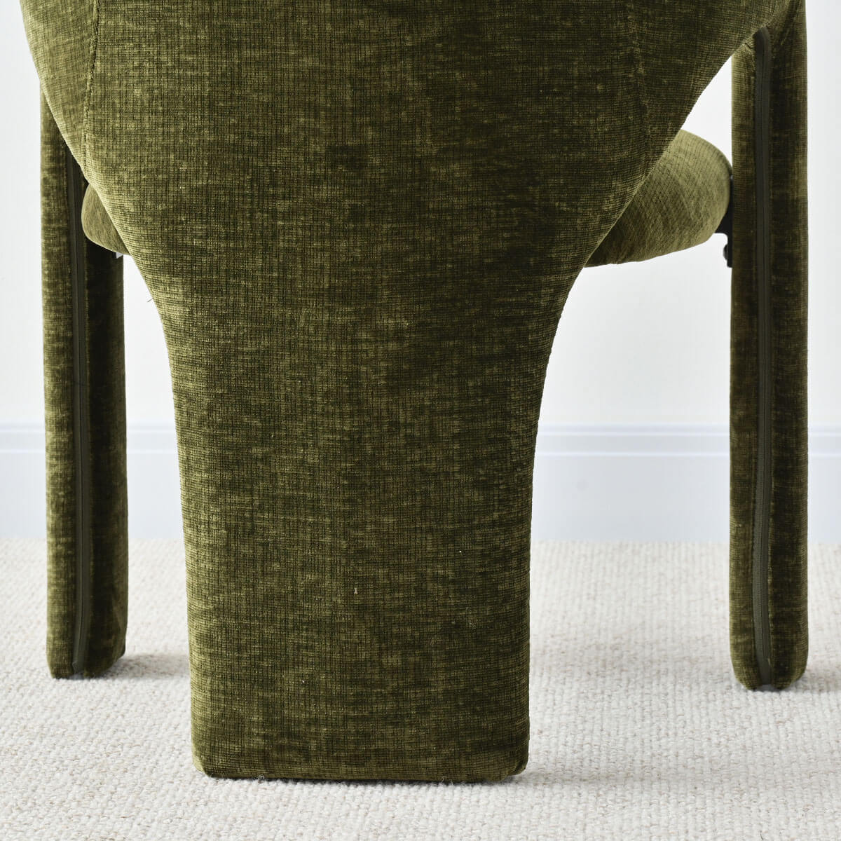 Khloe Modern Chenille Dining Chair with Arms (Set of 2)