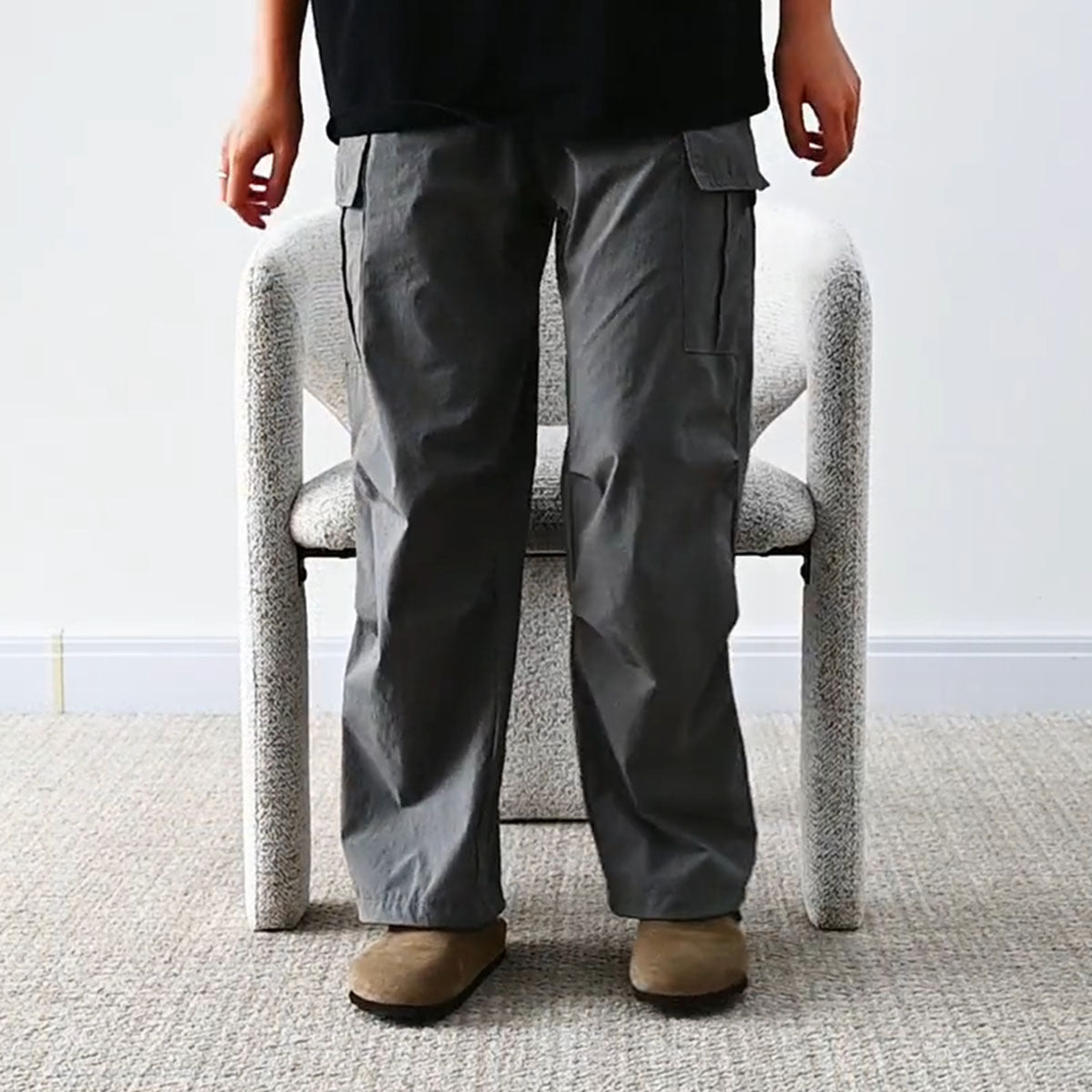 Khloe Modern Chenille Dining Chair with Arms (Set of 4)