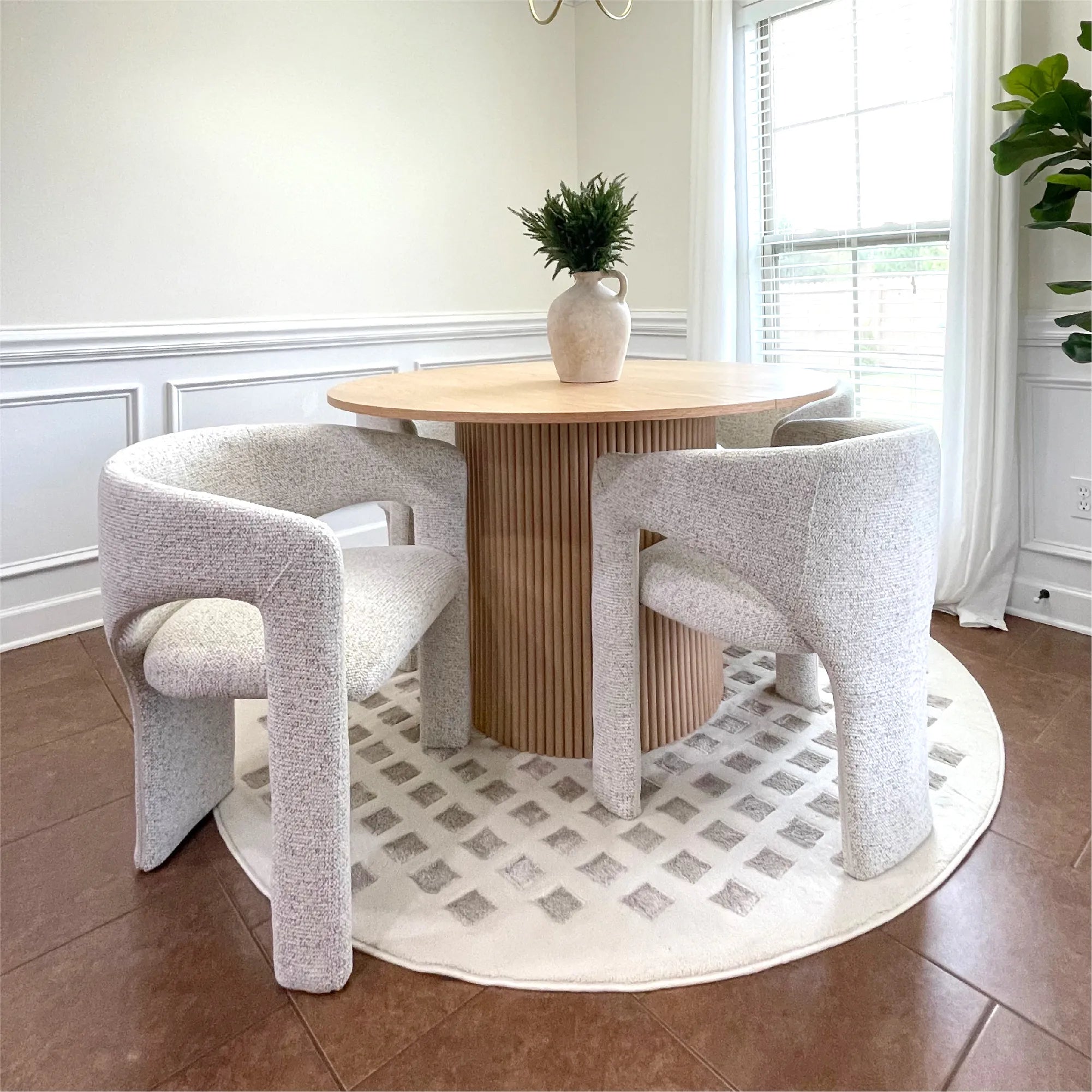 Khloe Modern Chenille Dining Chair with Arms (1-Piece)