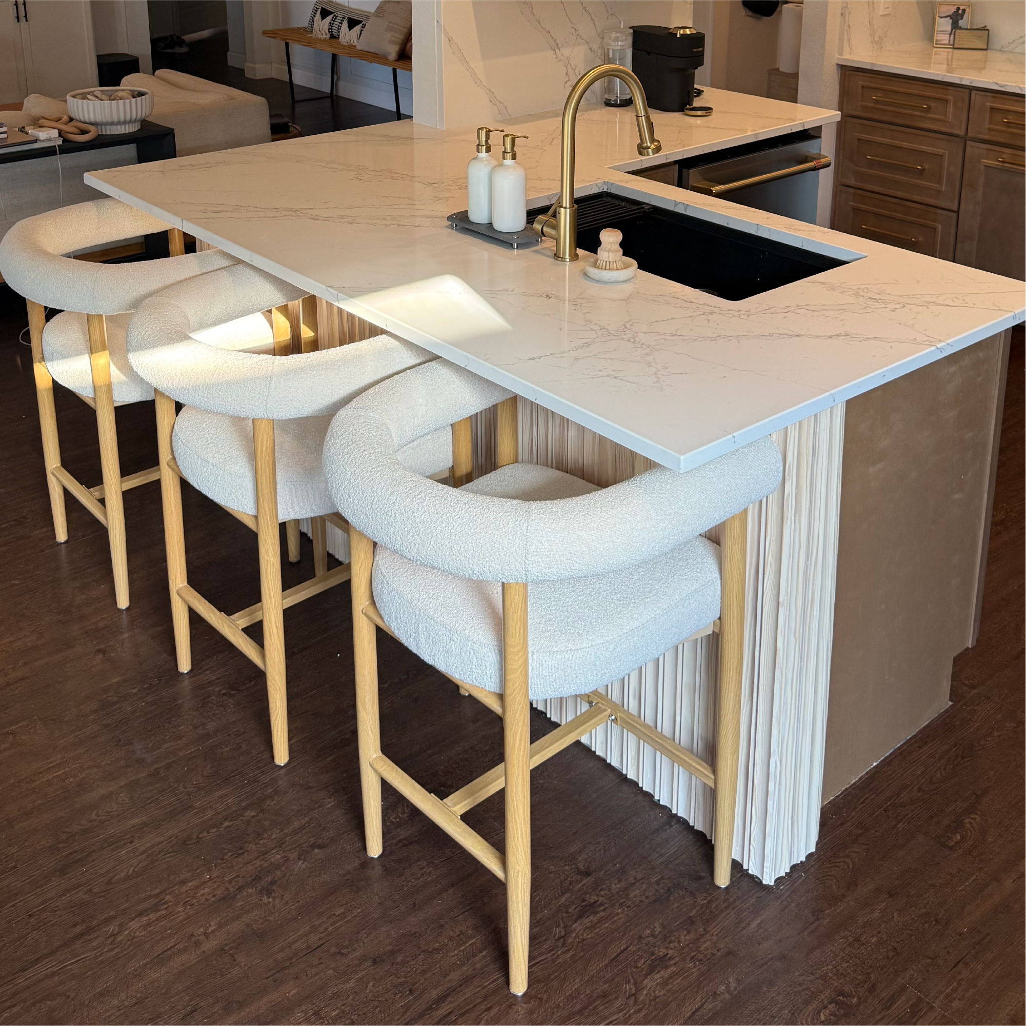 Melbourne 24" Boucle Counter Stool with Arms (Set of 3)