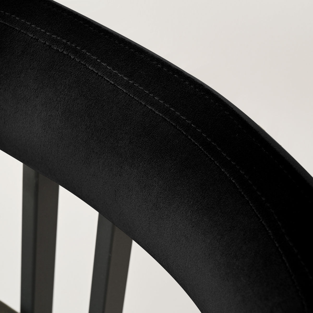 Dwen & Mia 79" Oval Dining Table Set for 6 (7-Piece)