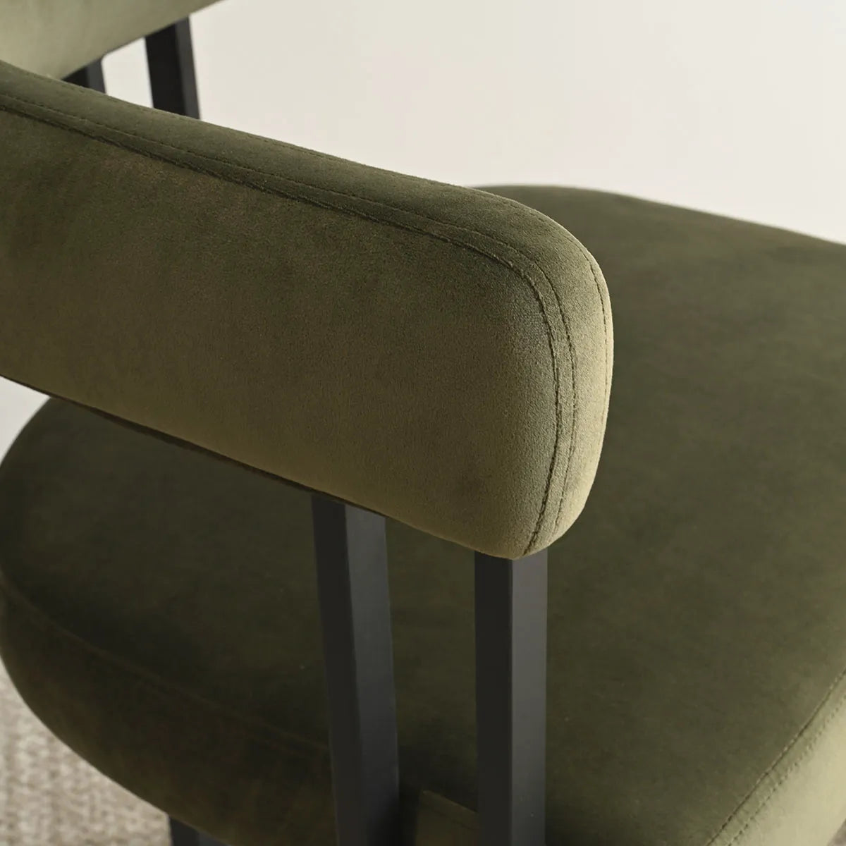 Mia Velvet Dining Chair with Arms (Set of 8)