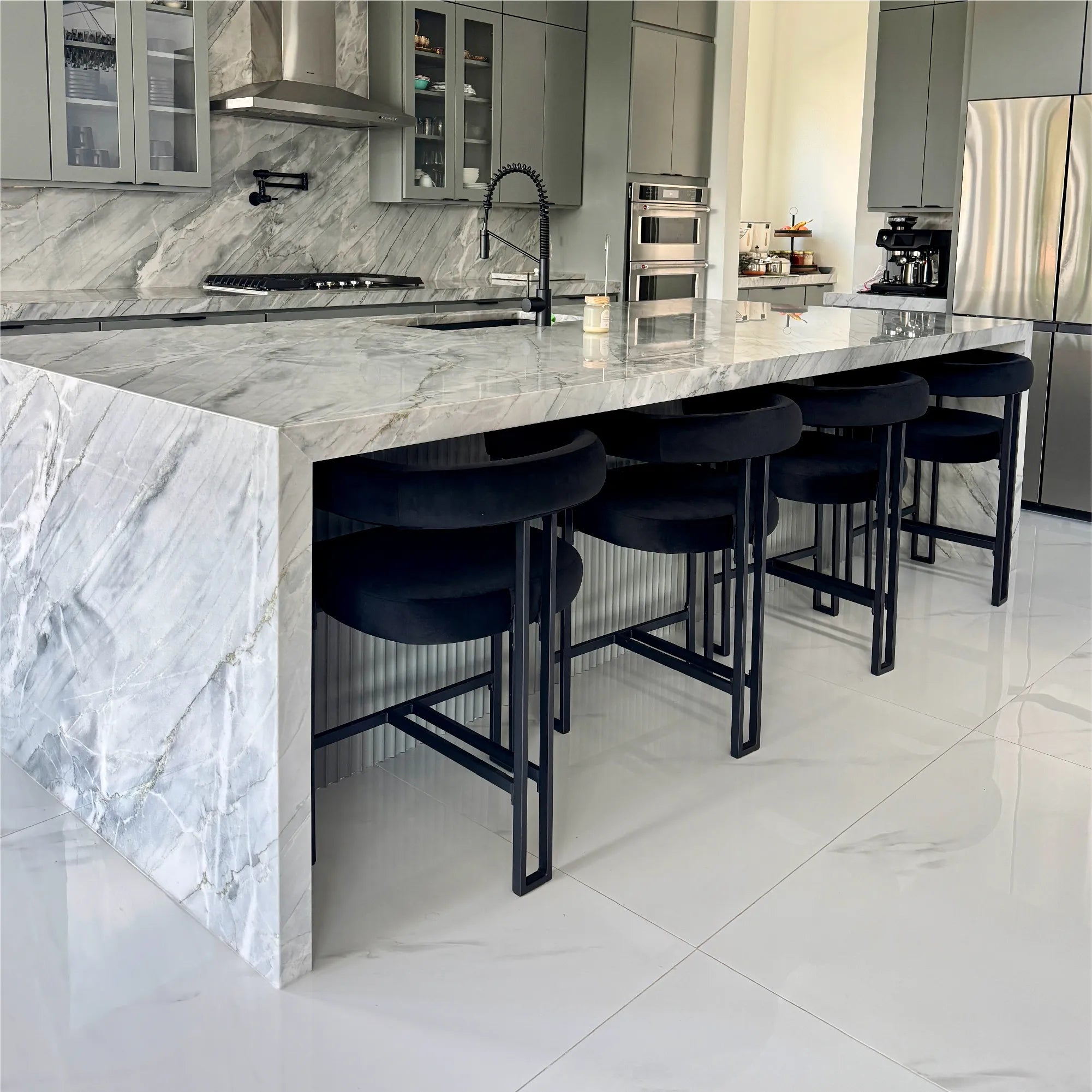 Mia 24" Modern Velvet Counter Stool with Arms (Set of 3)