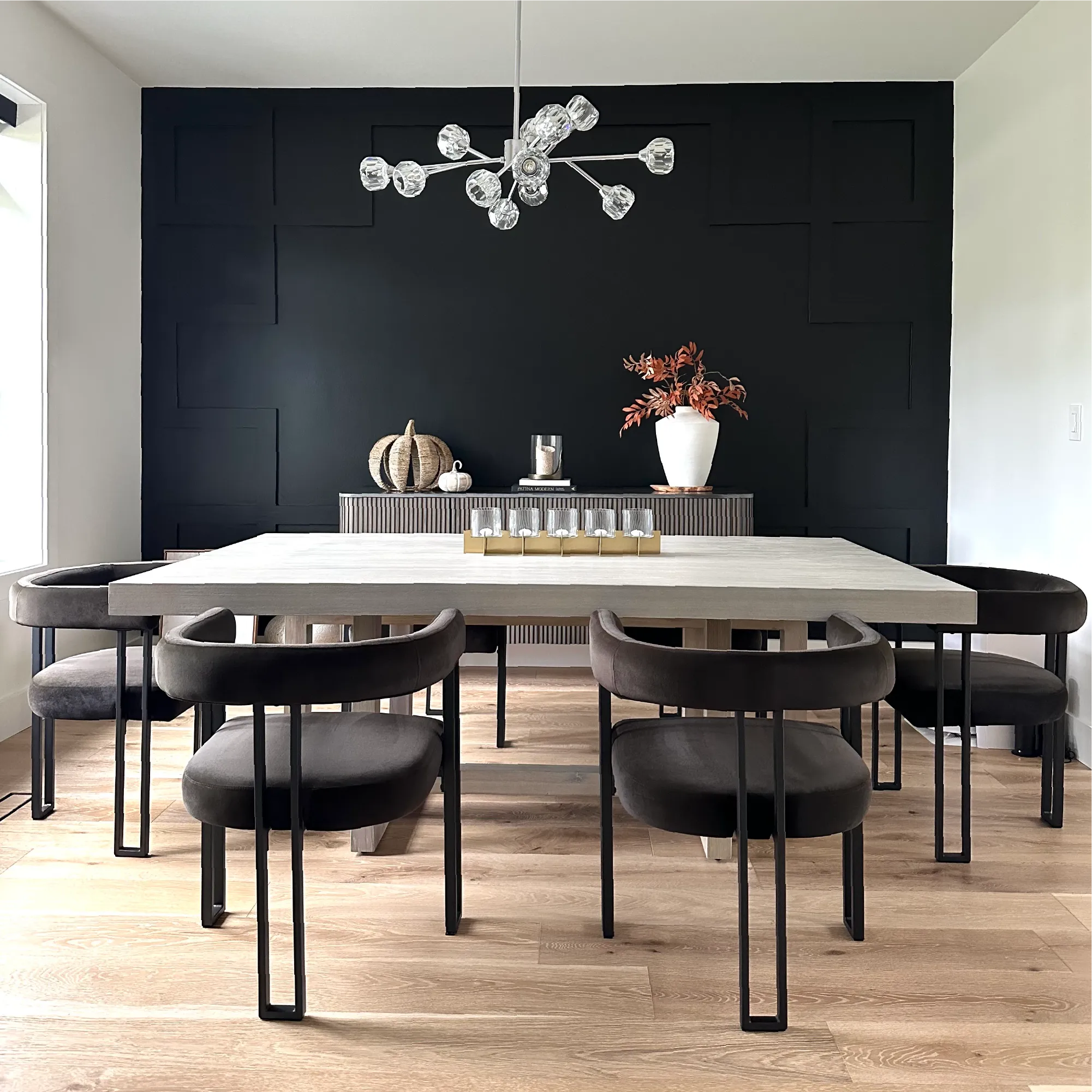 Mia Velvet Dining Chair with Arms (Set of 4)