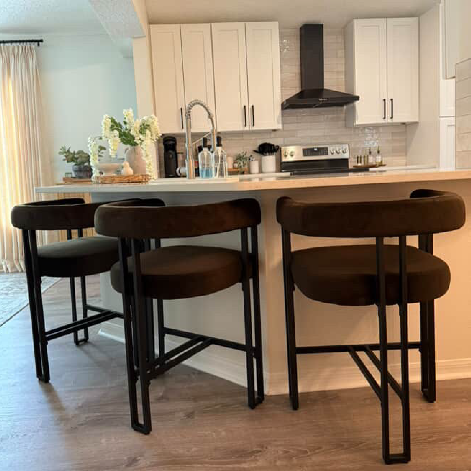 Mia 24" Modern Velvet Counter Stool with Arms (Set of 4)