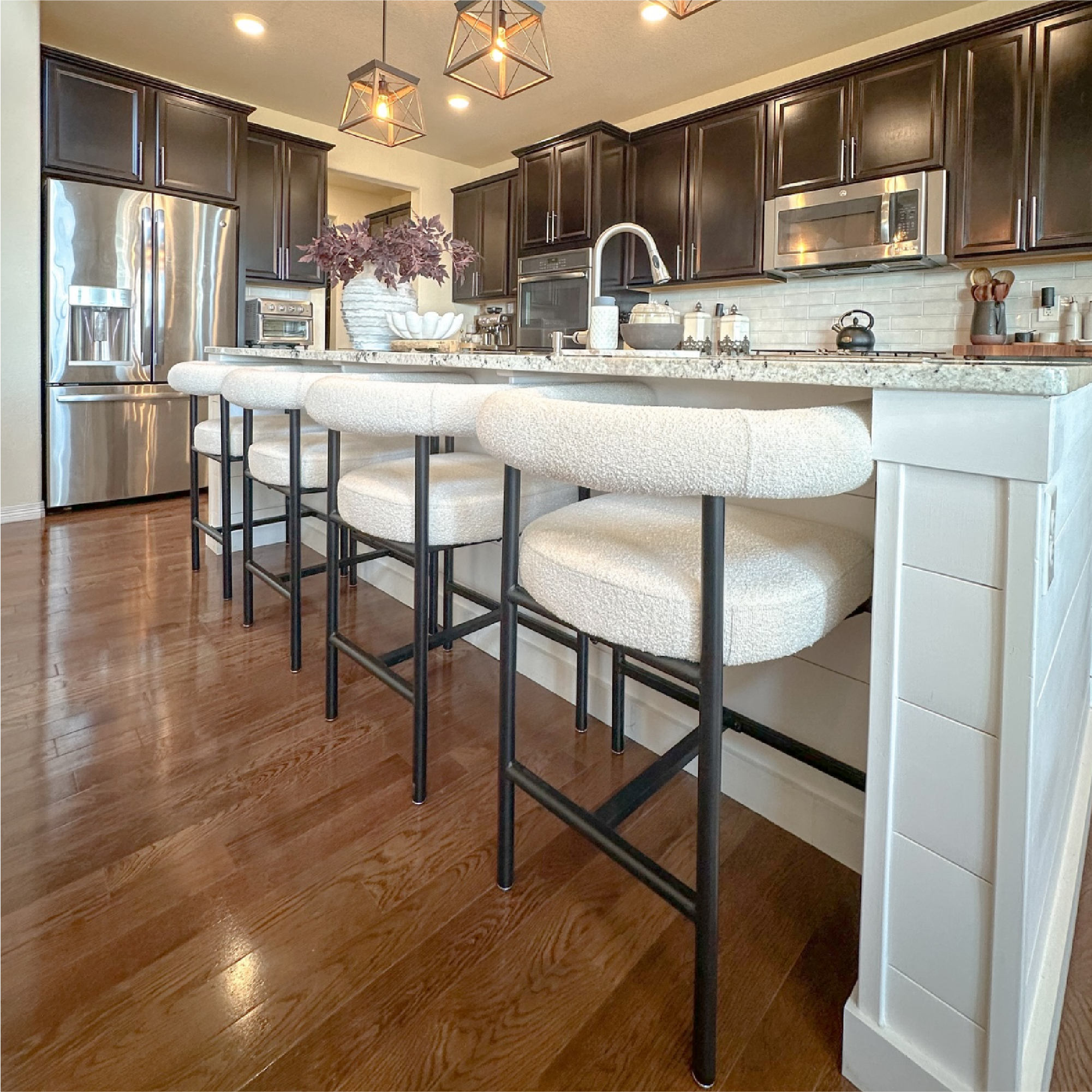 New York 24" Boucle Counter Stool with Arms (Set of 3)