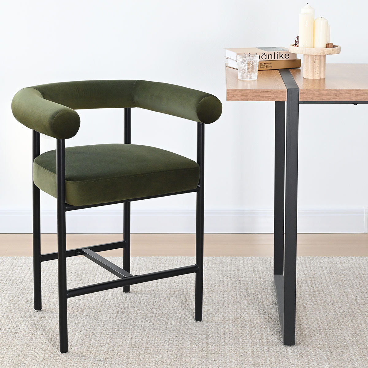 New York 24" Velvet Counter Stool with Arms (Set of 2)