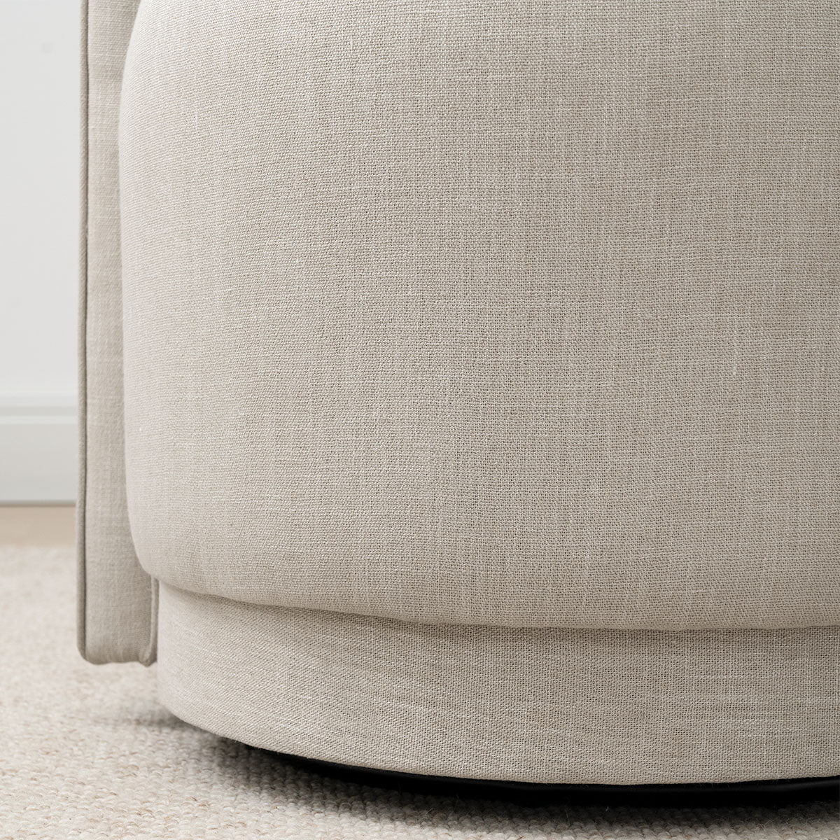 Yisa Modern Swivel Small Barrel Chair (1-Piece)