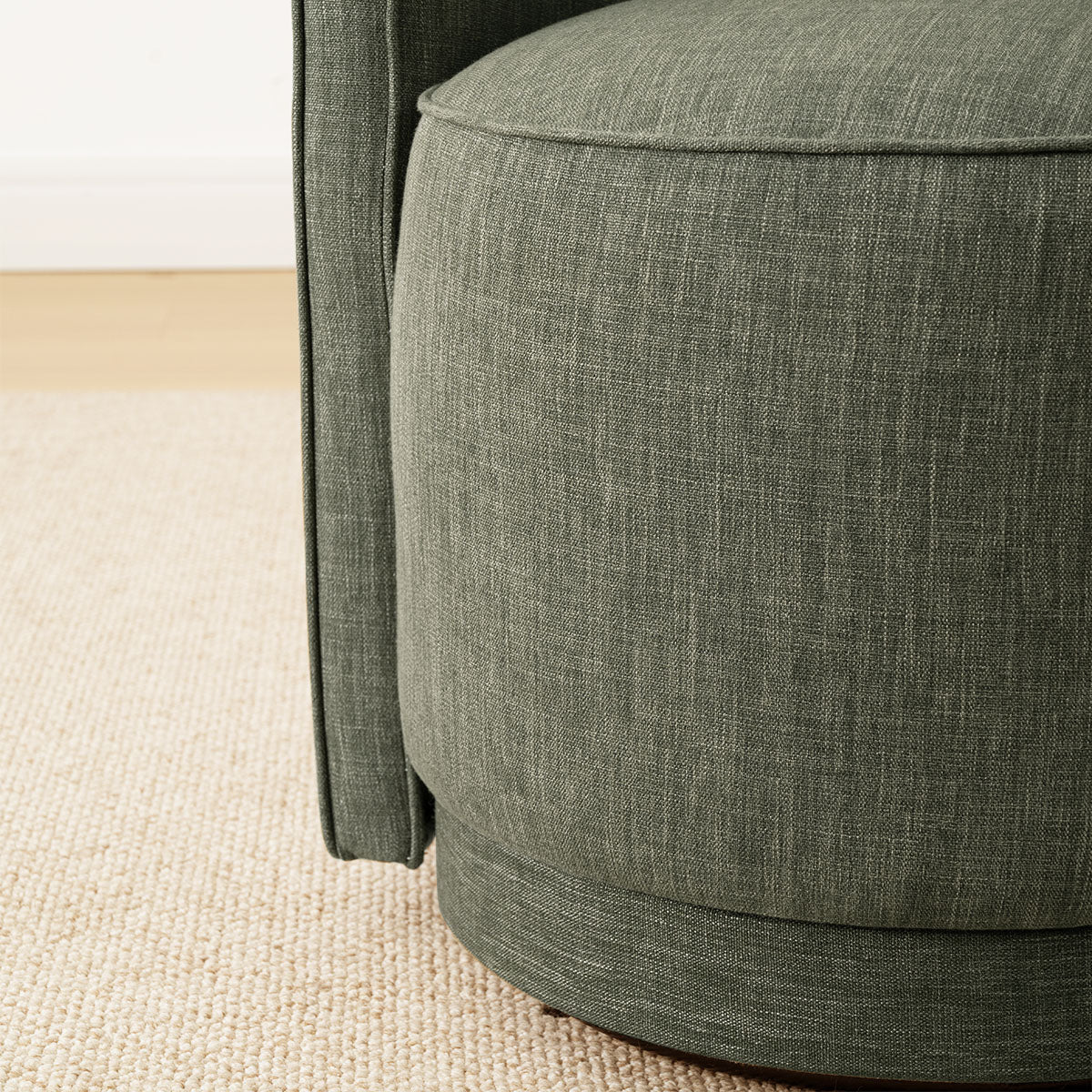 Yisa Modern Swivel Small Barrel Chair (1-Piece)