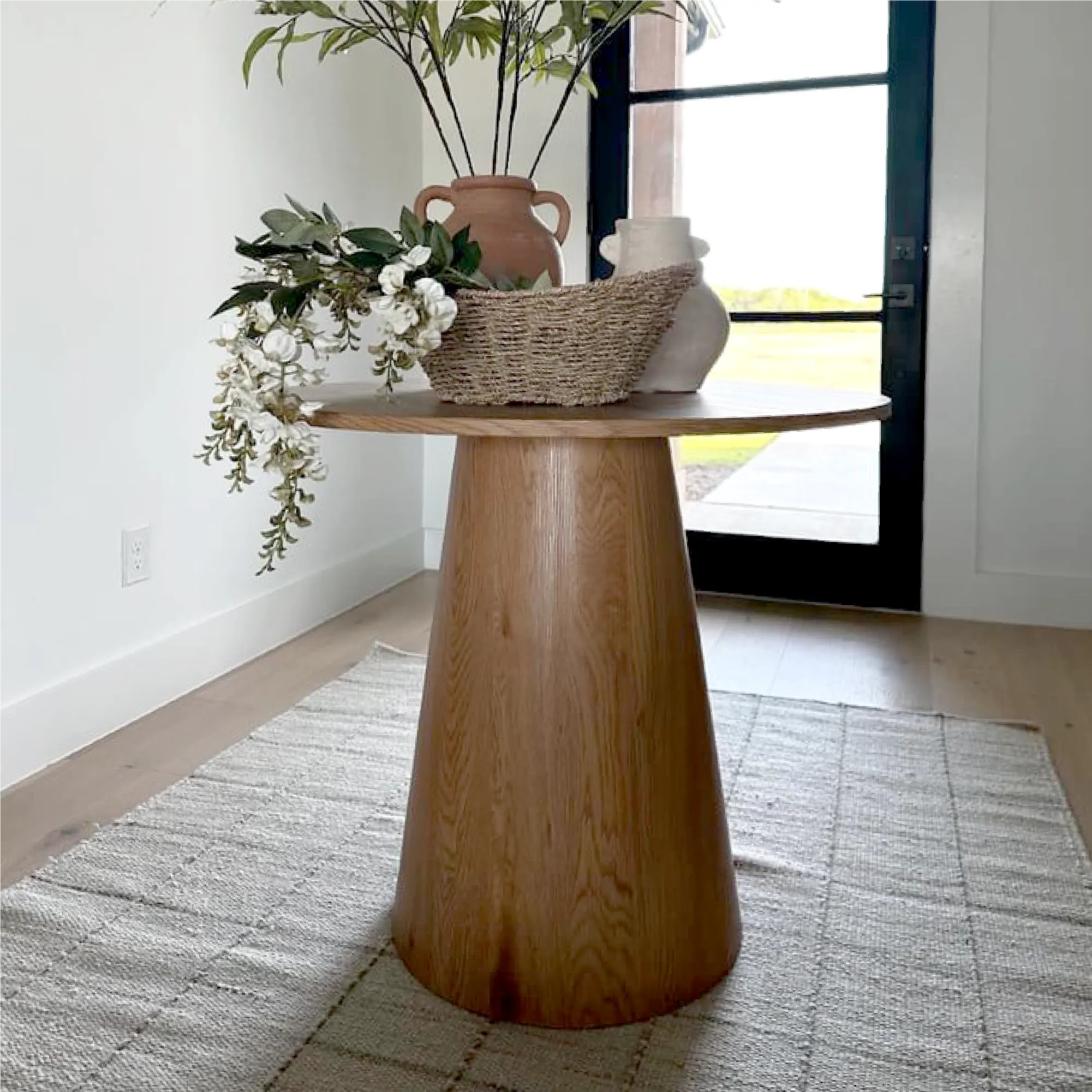 Dwen 35" Modern Round Pedestal Console Table