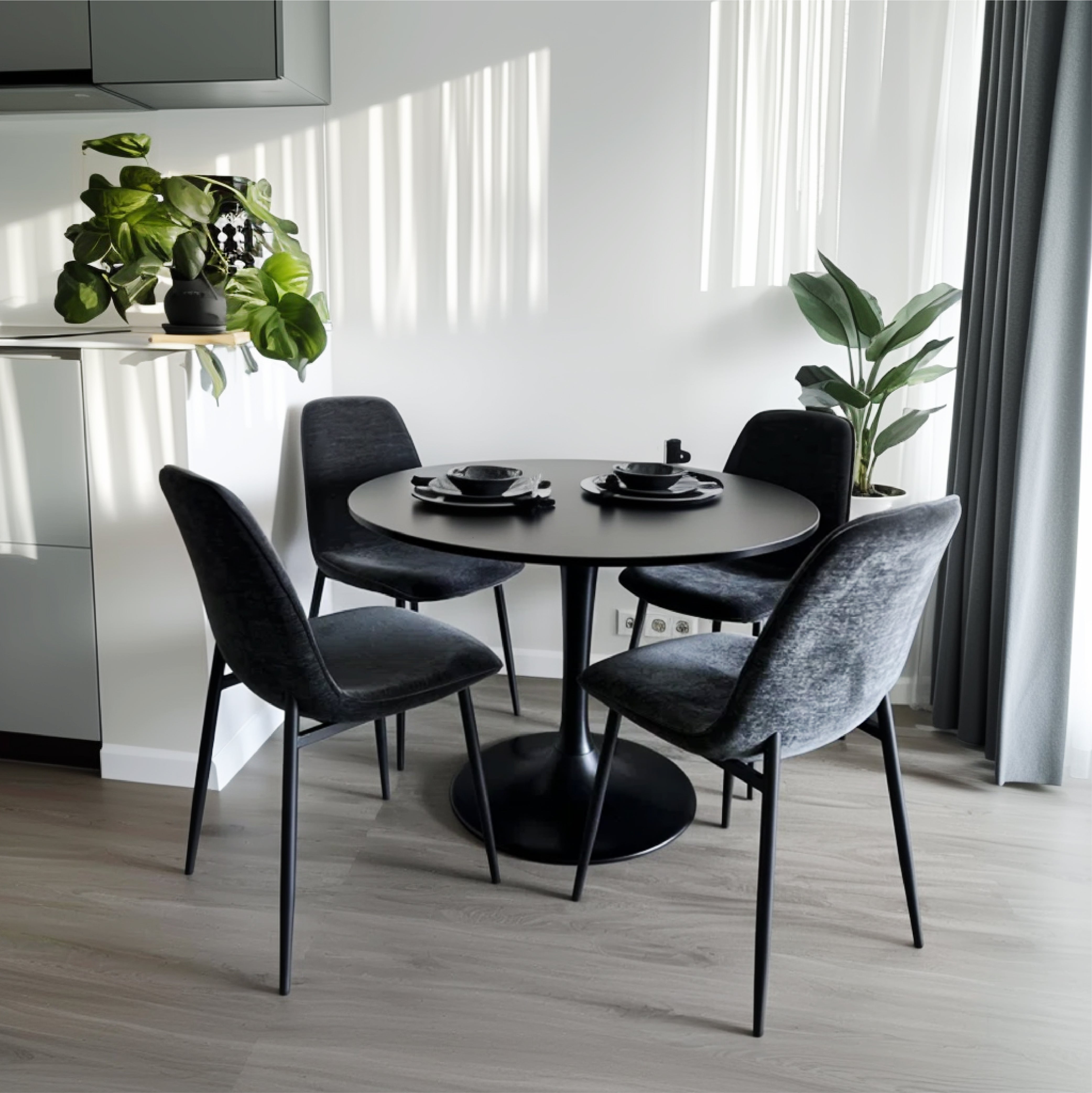 Oslo Modern Chenille Dining Chair with Metal Legs (Set of 4)