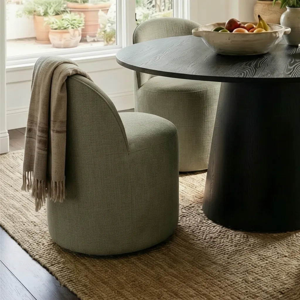 Dwen & Doris 46" Round Dining Table Set for 4 (5-Piece)