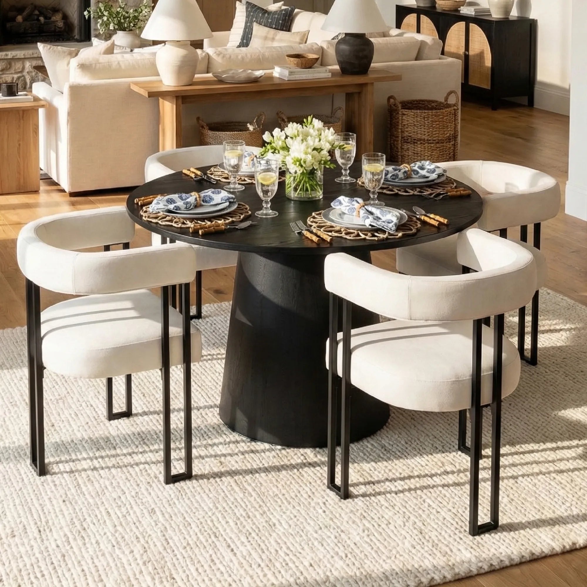 Dwen & Mia 46" Round Black & Velvet Dining Table Set for 4 (5-Piece)