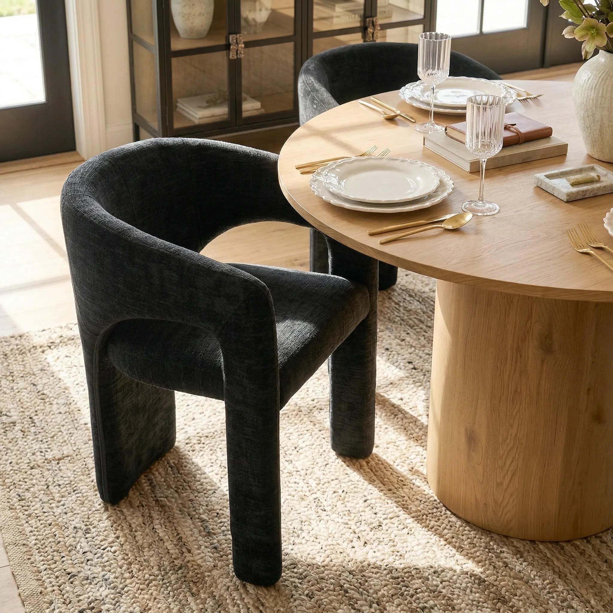 Musk & Khloe 41.5" Round Dining Table Set for 4 (5-Piece)