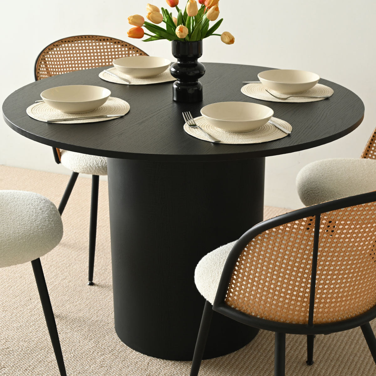 Musk 41.5" Modern Round Dining Table
