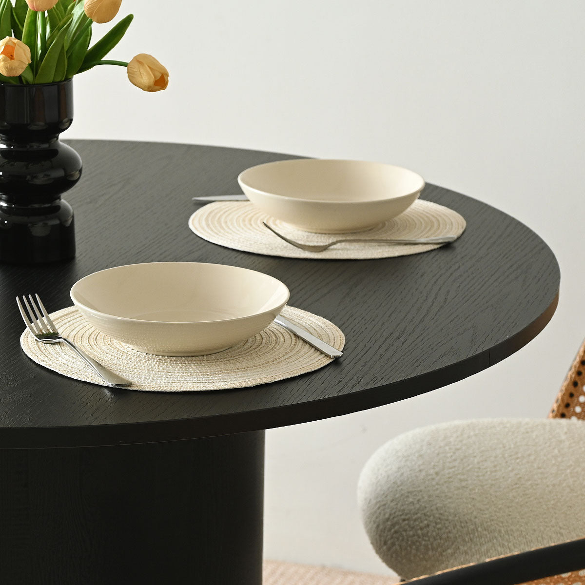 Musk 41.5" Modern Round Dining Table