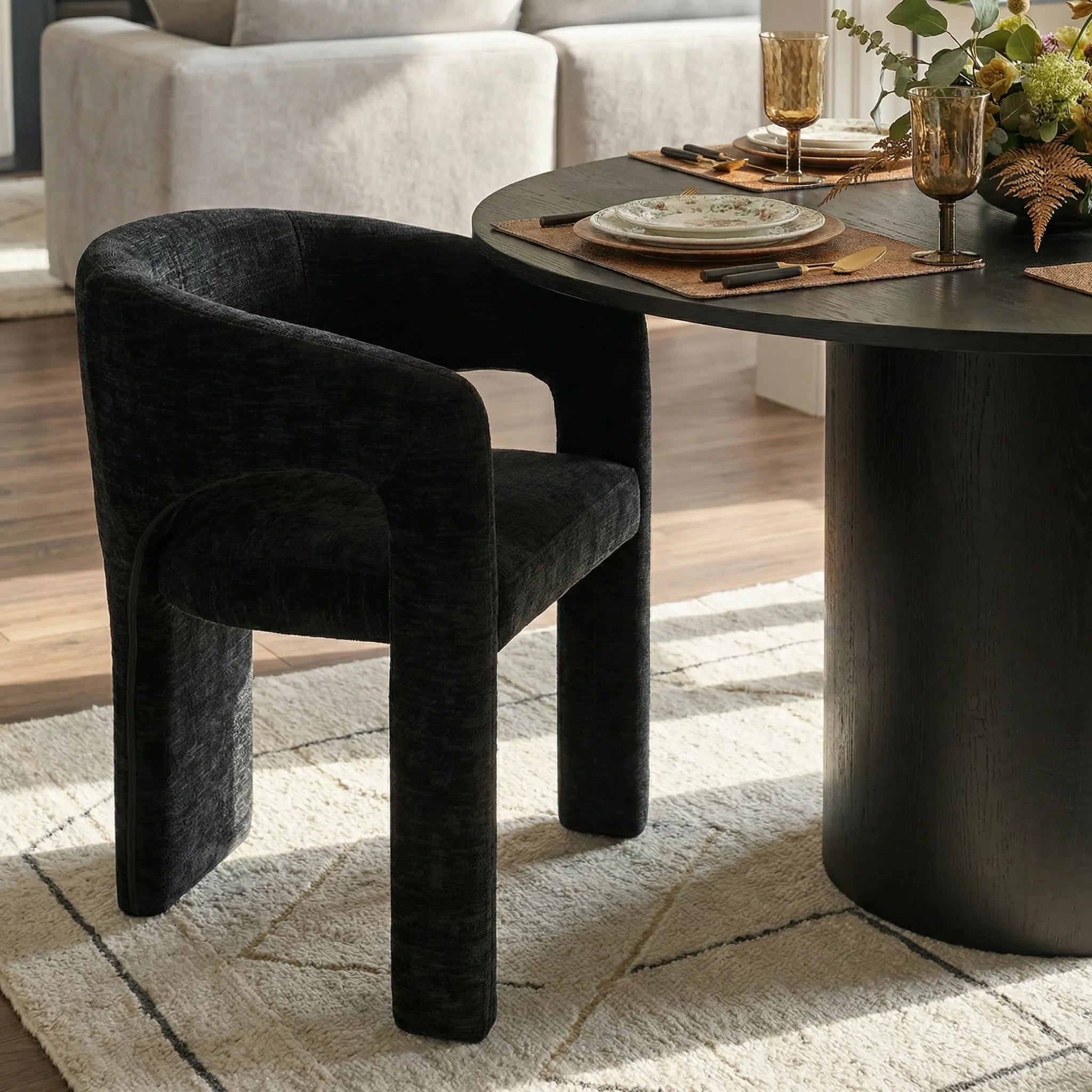 Musk & Khloe 41.5" Round Dining Table Set for 4 (5-Piece)