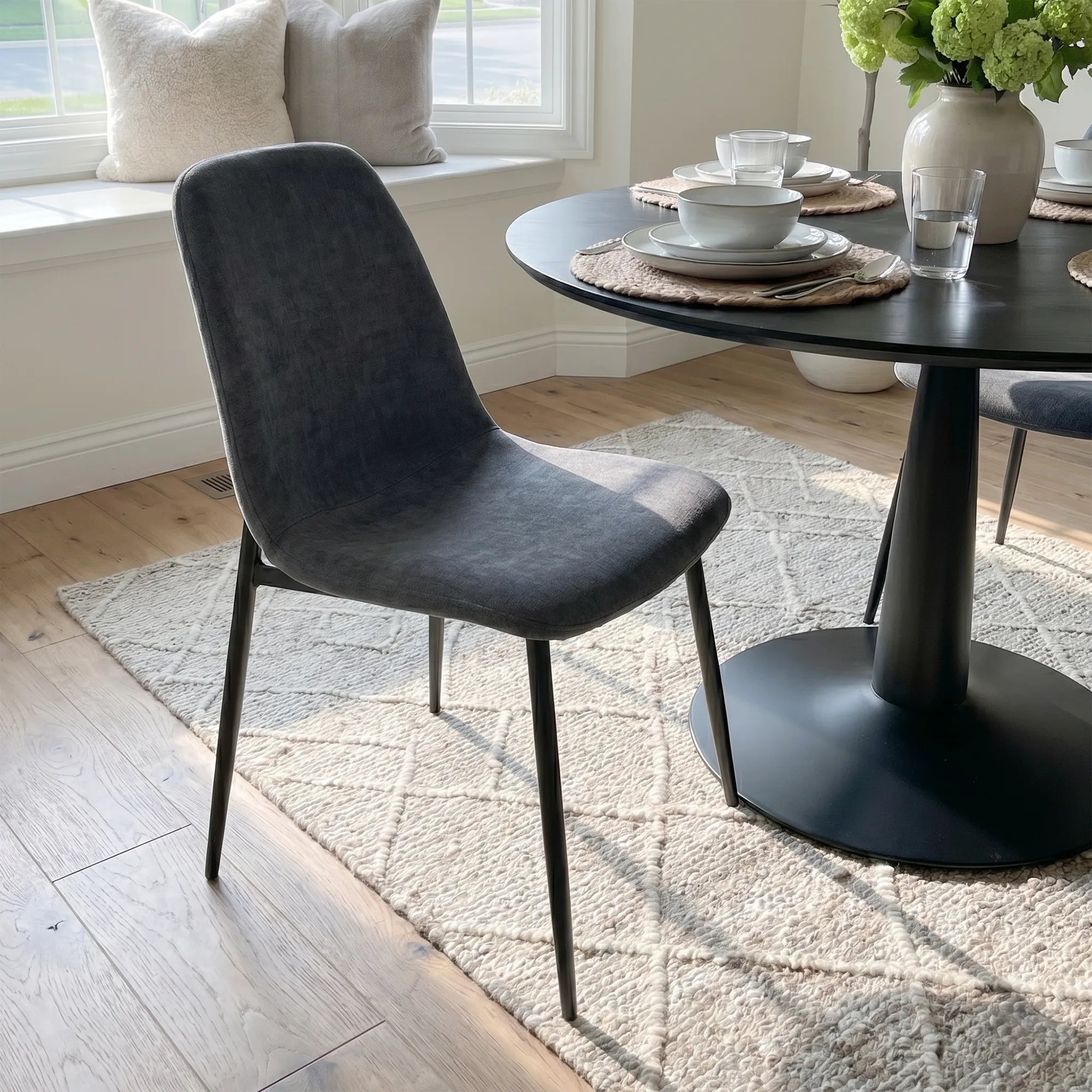 Haven & Oslo 35" Black Round Dining Table Set for 4 (5-Piece)