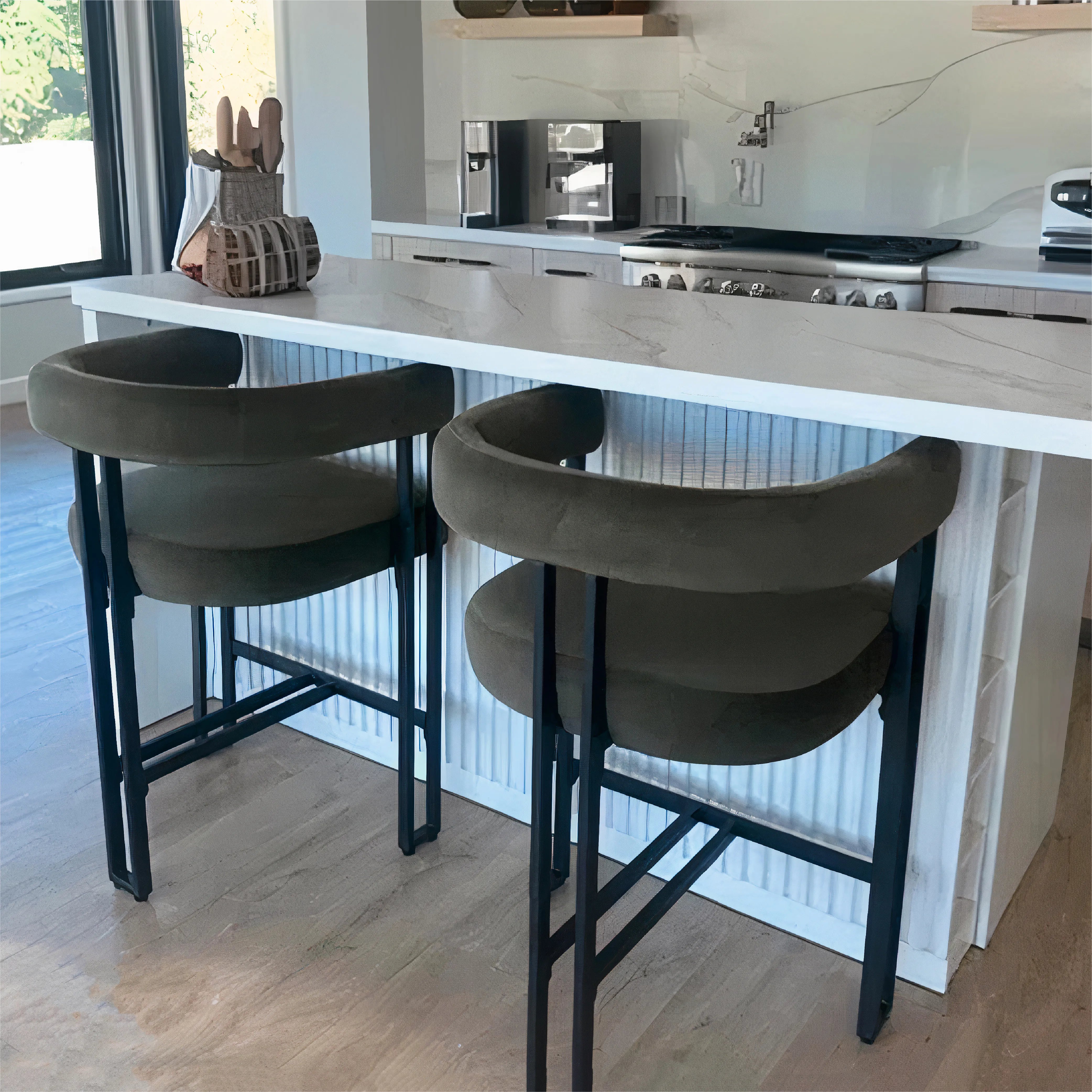 Mia 24" Modern Velvet Counter Stool with Arms (1-piece)